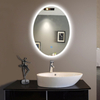 Miroir ovale de douche LED dans la salle de bain